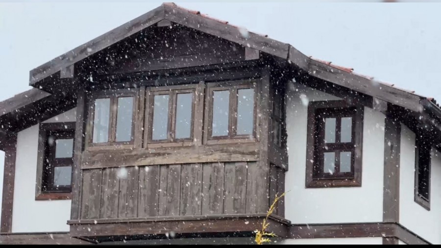 Karab�k'�n y�ksek kesimlerinde kar ya���� yeniden etkili oluyor