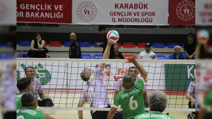 Oturarak Voleybol Sper Lig 1. Etap mcadeleleri Karabkte sona erdi