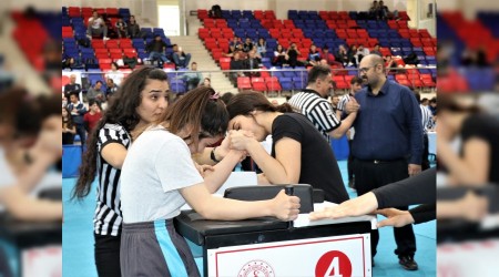 Bilek Grei Genler Trkiye ampiyonas youn katlmla balad