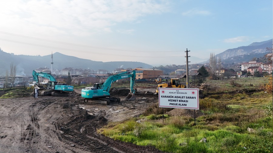 Adalet Saray iin temel atma treni bu ay yaplacak