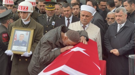 ehit Kdemli Baavu Nuri zcan son yolculuuna uurland