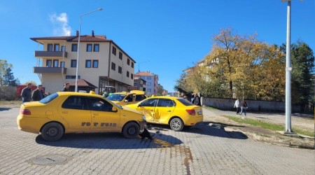 Trafik kazalar gvenlik kameralarna yansd