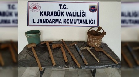 Kaak kaz yapanlar jandarma yakalad