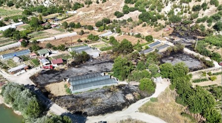 Seralarn youn bulunduu alandaki anz yangn korkuttu