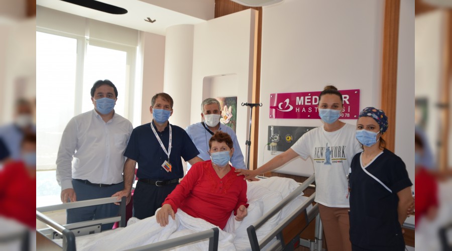 Yanl ameliyat edilen kadn Karabk'te salna kavutu