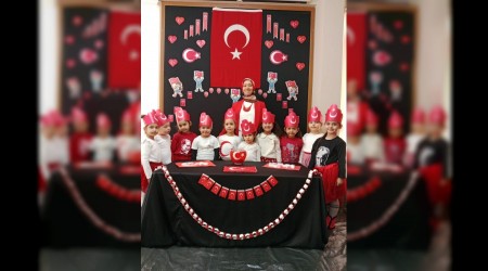 Karab�k Belediyesi KAMER�de miniklere bayrak bilinci a��land�