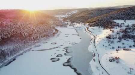 Buz tutan g�letlerden kartpostall�k manzaralar