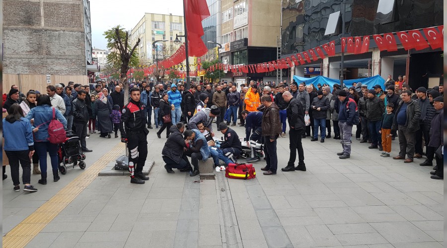 Cadde ortasnda tartt kaynbiraderlerini baklad