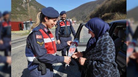 Yenicede Jandarma Kadnlar Gnn unutmad