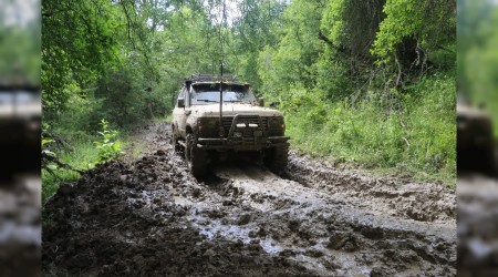 Off-Roadlarn amurla mcadelesi nefesleri kesti 