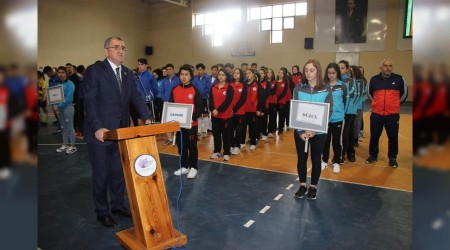 Futsal msabakakalar Safranboluda balad