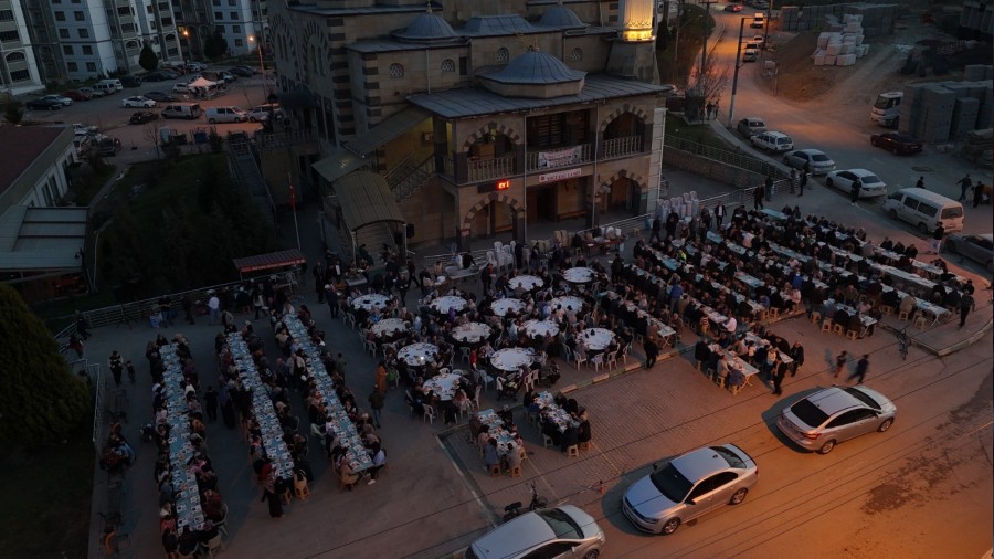 Souksu Mahallesi iftar programnda bir araya geldi