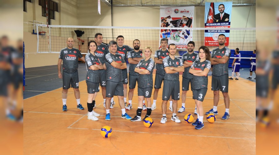 Kurumlar aras Voleybol turnuvas byk ilgi gryor