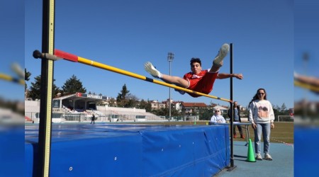 Safranbolu�da okul sporlar� atletizm yar��lar� ger�ekle�ti