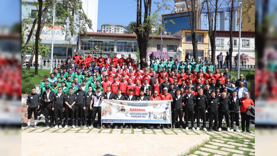 Yurt Lig heyecan� �ncesi sporcular Karab�k ve Safranbolu�yu ke�fetti