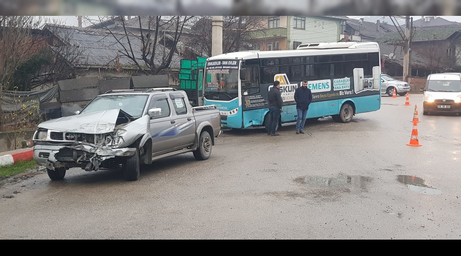 Halk otobs ile kamyonet arpt: 1 yaral