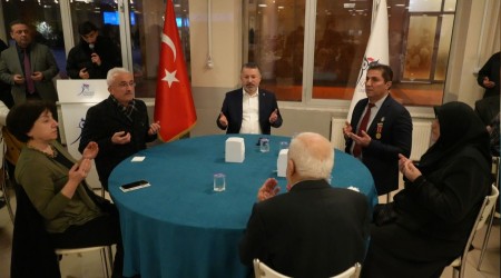 Karab�k �niversitesi'nde �ehitler i�in iftar program� d�zenlendi