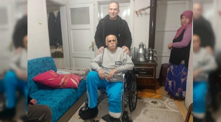 Toplad��� kapaklarla 322. sandalyeyi engelli vatanda�a ula�t�rd�