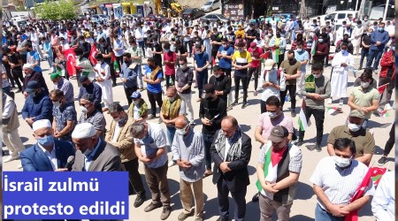 Bin kii ile sraili protesto edip, gyabi cenaze namaz kldlar