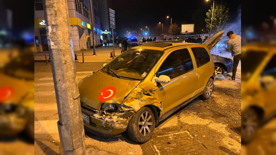 Karabk'te trafik kazas: 4 yaral