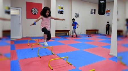 Yaylack'da ocuklar iin spor salonu ve ktphane hizmete ald