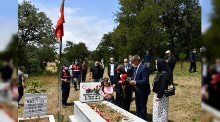 15 Temmuz ehidinin mezarna ziyaret