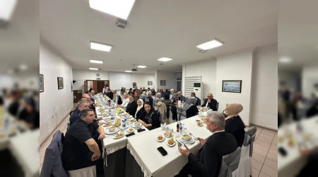 Emekli emniyet tekilat iftar programnda bir araya geldi