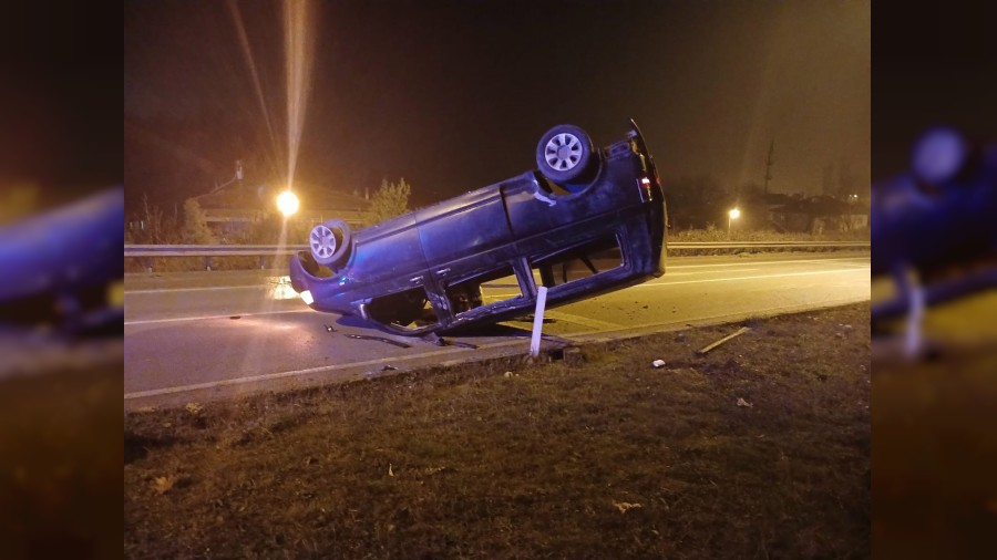 Karab�k�te trafik kazalar�: 3 yaral�