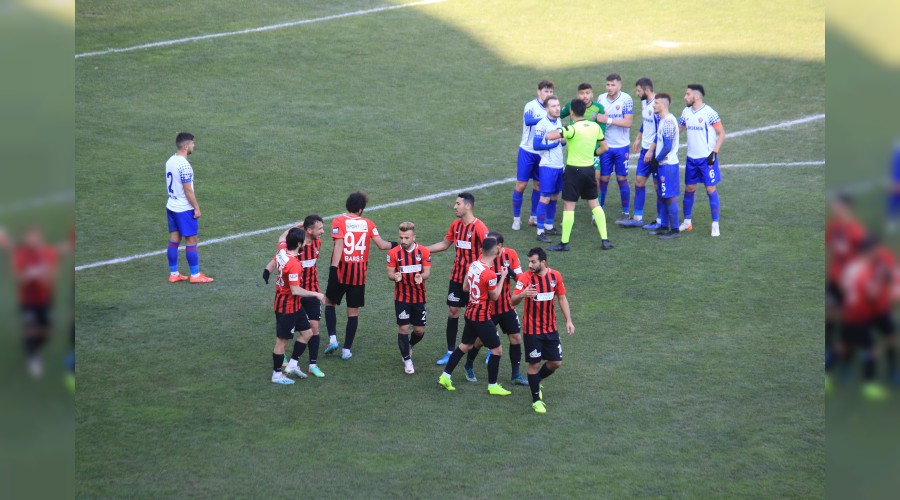 TFF 2. Lig: Kardemir Karabükspor: 0 - Vanspor: 4