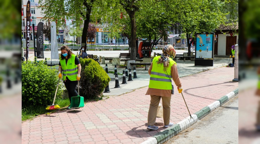 Kadn eli Safranbolu'nun sokaklarna dedi