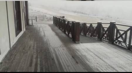 Keltepe Kayak Merkezine mevsimin ilk kar dt