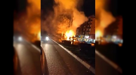 Ayd�nlatma dire�inin kablolar� alev ald�