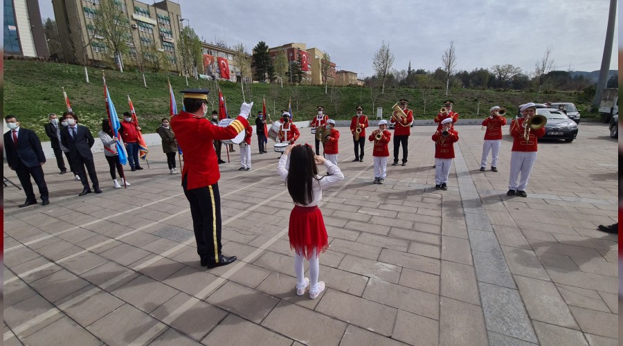 Belediye ocuk Bandosu'ndan 23 Nisan program