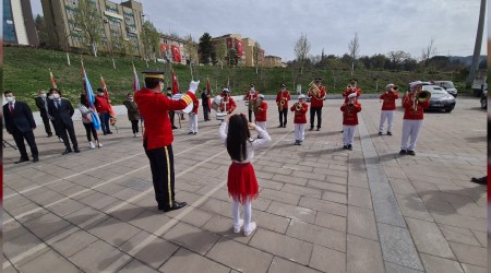 Belediye ocuk Bandosu'ndan 23 Nisan program