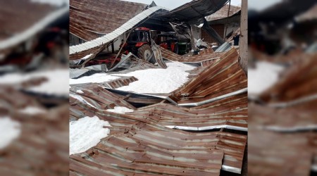 Kar birikintisi mand�ra �at�s�n� ��kertti