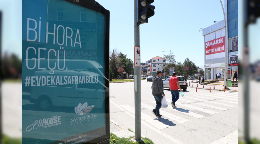 Osmanl kenti Safranboluda yresel ivelerle Evde Kal uyars