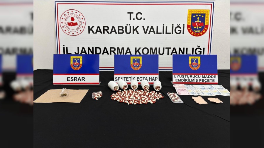 Uyu�turucu operasyonunda 3 ki�i g�zalt�