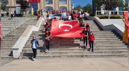 19 Mays Atatrk' Anma Genlik ve Spor Bayram 102. ylnda eitli etkinliklerle kutland