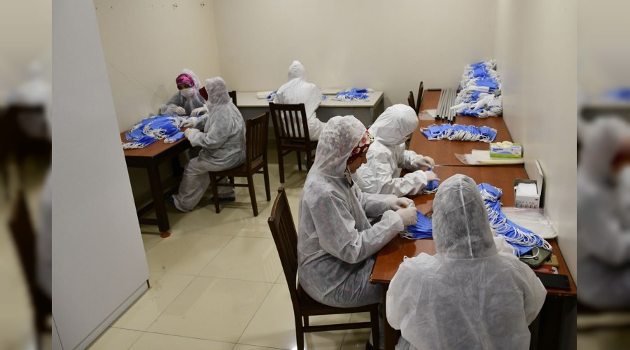 Karabük Belediyesi 350 bin maske dağıtıyor
