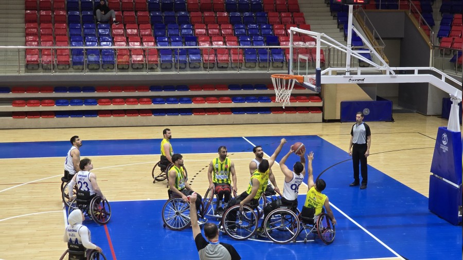 Karabk Demir Kartal, anlurfay 69-61 malup etti