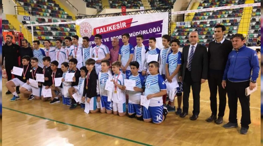 ULUSAL BAARIMIZA VOLEYBOL LE YENiSINi EKLEDiK