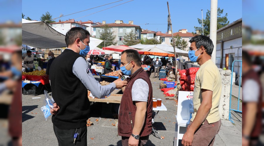 Halk pazarlarnda Covid-19 tedbirleri devam ediyor