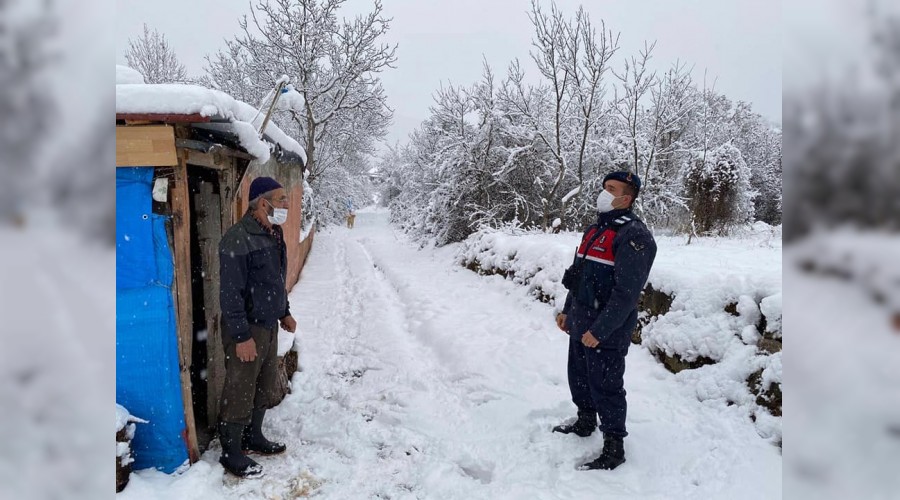 Jandarma'nn yardm ile ocuklar ile grtler