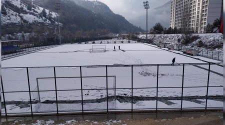 Karabk'te amatr lig malarna kar engeli