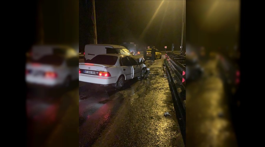 Yenice'de trafik kazas : 1' i ar 5 yaral