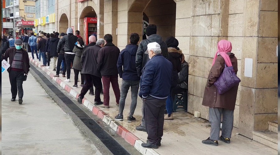 Sosyal mesafeye uymayanlara bekiler mdahele etti