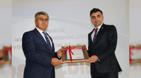 Trkiyede ilk kez bir Milli Eitim Mdrlne verildi