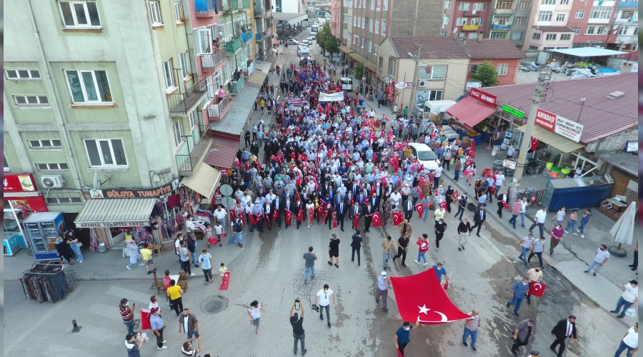 Vali Grel: Milletimiz bu karanlk gecenin sabahn aydnla evirmitir