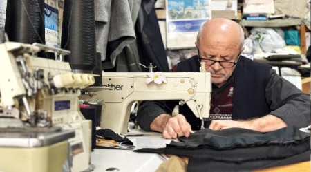 Zamana direnen Terzi Mehmet yar�m asr� geride b�rakt�