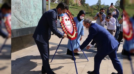 Karabk'te "lkretim Haftas" kutland